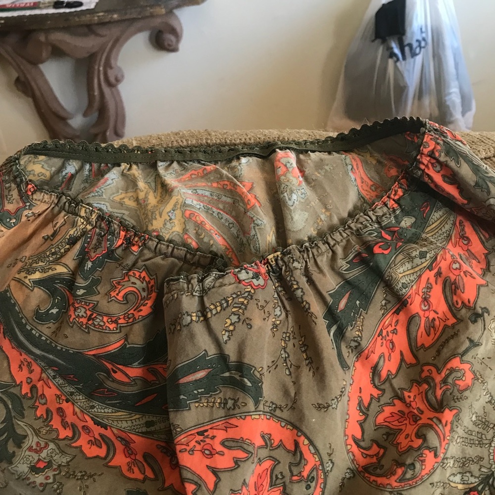 Skirt - Picture 3 of 5